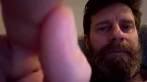 Snapshot of gilbertinio chatting on December 14, 2025, 11:20 pm Gilbert online show from December 14, 2025, 11:20 pm