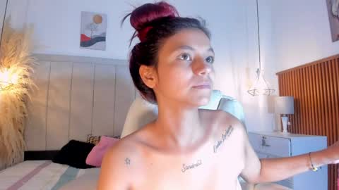 Snapshot of gimenalara chatting on April 23, 2026, 7:05 pm Gimena online show from April 23, 2026, 7:05 pm