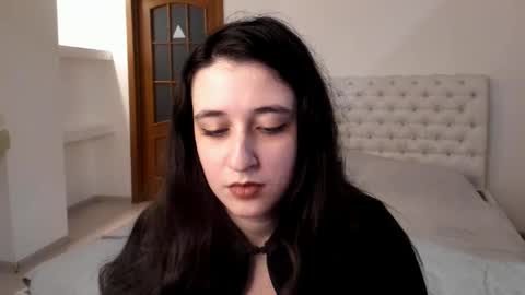 Kate online show from January 14, 2025, 12:24 pm