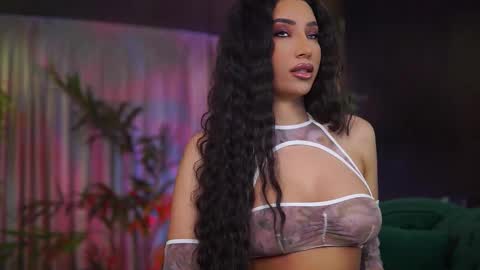 Snapshot of ginavalentinna chatting on January 15, 2026, 7:39 pm Gina online show from January 15, 2026, 7:39 pm