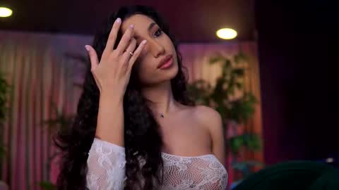 Snapshot of ginavalentinna chatting on February 9, 2026, 7:51 pm Gina online show from February 9, 2026, 7:51 pm