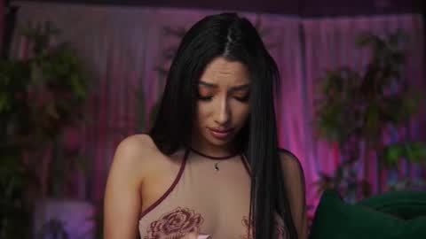 Snapshot of ginavalentinna chatting on February 22, 2026, 8:07 pm Gina online show from February 22, 2026, 8:07 pm