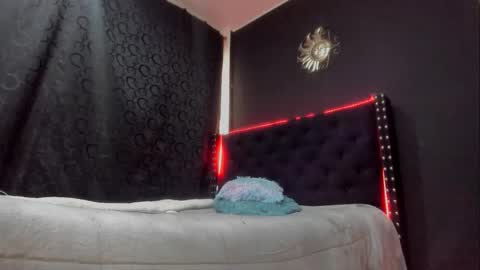 Snapshot of ginger_amarett chatting on December 10, 2024, 6:17 pm Miss online show from December 10, 2024, 6:17 pm