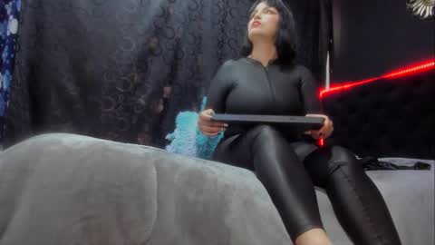 Snapshot of ginger_amarett chatting on January 6, 2025, 8:39 pm Miss online show from January 6, 2025, 8:39 pm
