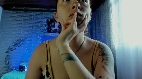 Ginger online show from November 17, 2025, 8:25 pm