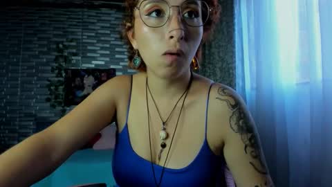 Ginger online show from December 19, 2025, 10:17 pm