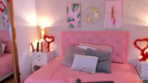 Ginger online show from February 14, 2025, 7:54 pm