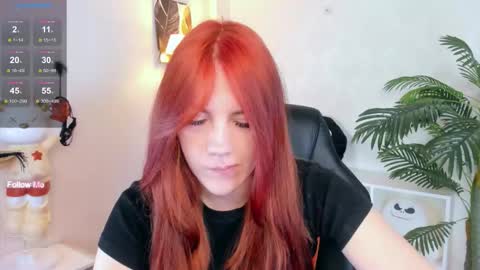 gingerr_pie online show from December 1, 2025, 4:39 am