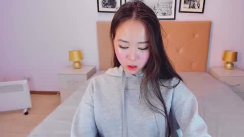 Ginny online show from January 26, 2025, 1:04 pm