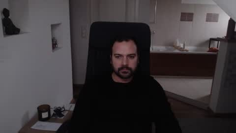 Snapshot of gintonik89 chatting on December 13, 2024, 1:33 pm gintonik89 online show from December 13, 2024, 1:33 pm