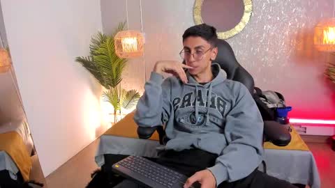 Gio Carangi online show from May 18, 2026, 4:07 am