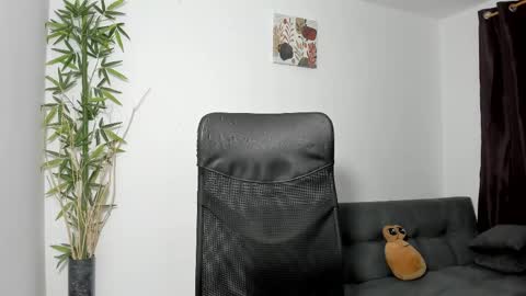 GioRusso online show from February 24, 2025, 3:33 am