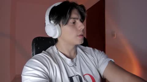 GioRusso online show from November 14, 2025, 12:53 am