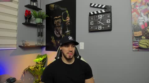 Giorgio leone online show from January 9, 2025, 11:13 pm