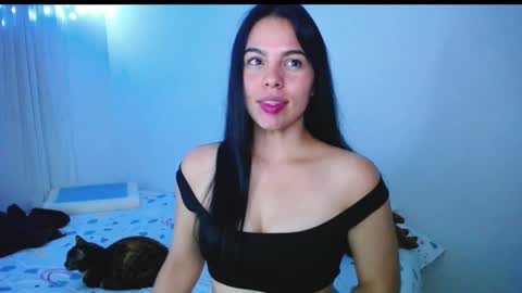 GIO RIVERA online show from February 24, 2025, 3:02 am