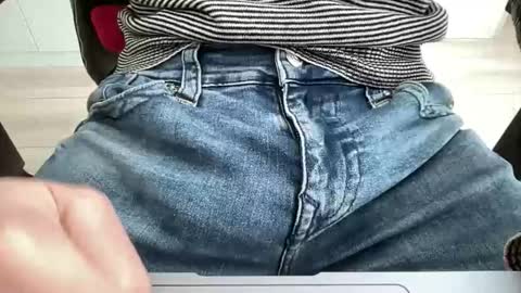 giovaa23 online show from March 17, 2026, 2:09 pm