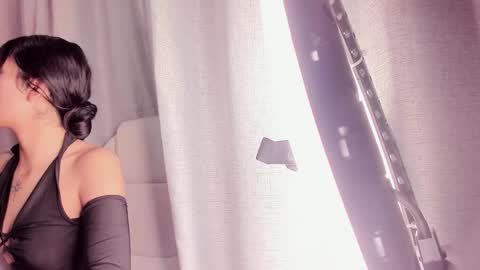 Giovanna  online show from April 10, 2026, 4:06 am