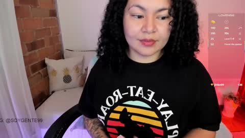 girl_inline online show from March 5, 2025, 10:54 pm