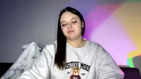 girl_shy07 online show from February 9, 2026, 7:18 pm