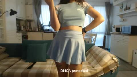 Girlfriend online show from September 13, 2025, 3:01 pm