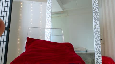 Hanna online show from March 6, 2025, 1:14 pm