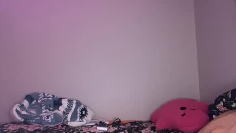 Snapshot of girlofurdreamsxxxxox chatting on November 30, 2025, 2:21 pm Camille online show from November 30, 2025, 2:21 pm
