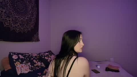 Snapshot of girlofurdreamsxxxxox chatting on May 24, 2026, 1:49 pm Camille online show from May 24, 2026, 1:49 pm