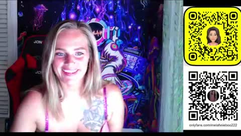 girlygurl_69 online show from June 14, 2026, 3:30 am