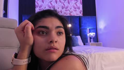 Snapshot of giselamaru chatting on January 7, 2025, 6:35 pm online show from January 7, 2025, 6:35 pm
