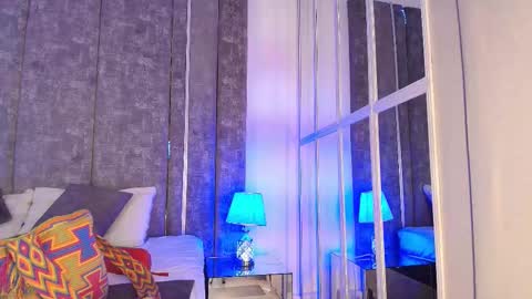     online show from November 9, 2025, 10:46 am