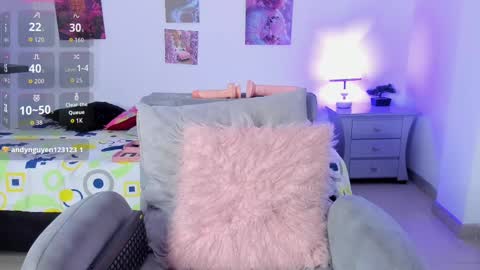 gisele_gigi online show from September 13, 2025, 3:50 am