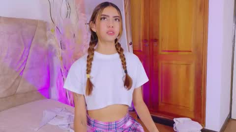 giselleclair online show from March 11, 2026, 3:23 am