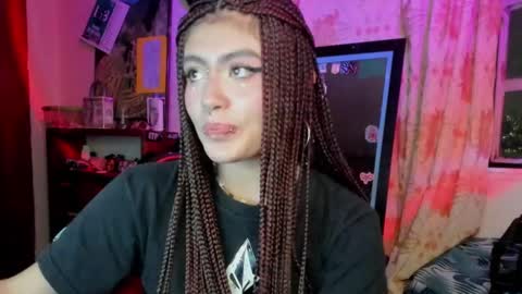 Giulietta online show from December 14, 2024, 3:29 am