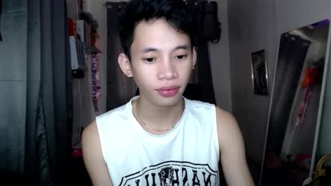 Snapshot of givemethrillx chatting on January 11, 2026, 4:06 am givemethrillx online show from January 11, 2026, 4:06 am