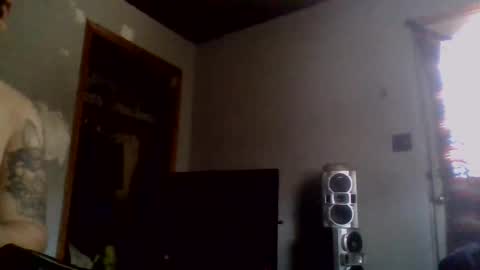 e-Bizl online show from October 3, 2025, 9:34 pm