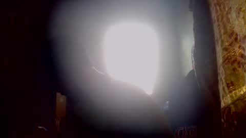 e-Bizl online show from October 31, 2025, 8:43 pm