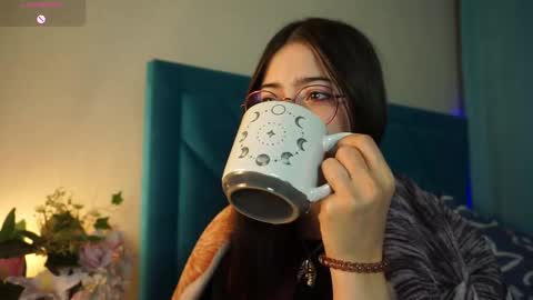 Agness online show from September 28, 2025, 1:38 pm