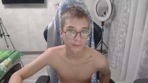 Eugene and Damian online show from March 1, 2026, 11:51 pm