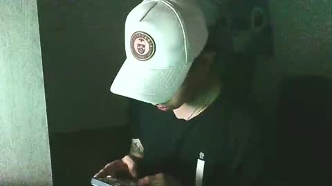 glen_connor_11 online show from January 16, 2026, 6:34 pm