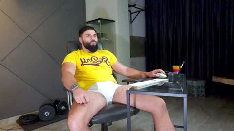 Matthew .. for short call me Matt online show from January 20, 2025, 4:32 am