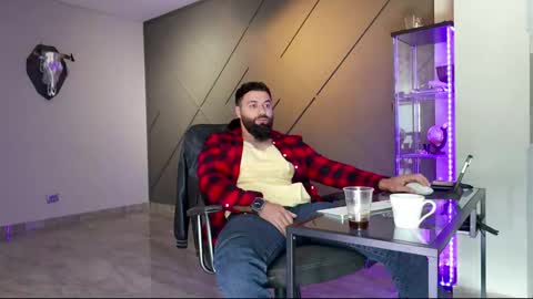 Matthew .. for short call me Matt online show from March 10, 2025, 12:48 pm