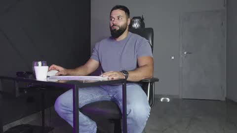 Matthew .. for short call me Matt online show from October 22, 2025, 6:51 pm