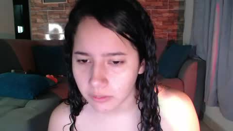 Snapshot of gley_ chatting on June 7, 2026, 4:27 am Gley online show from June 7, 2026, 4:27 am