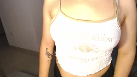 Snapshot of gley_ chatting on June 13, 2026, 10:40 pm Gley online show from June 13, 2026, 10:40 pm