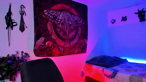 NYX online show from April 18, 2026, 11:16 pm