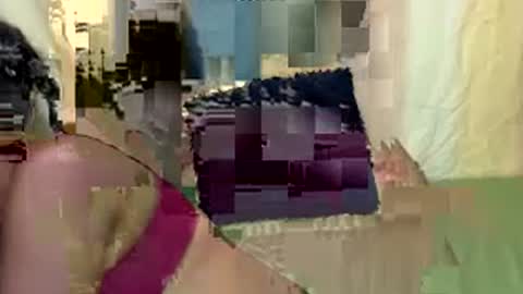 glitter candy online show from July 8, 2026, 9:25 am