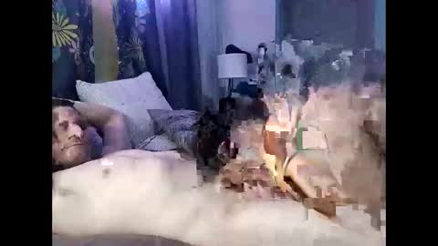 Snapshot of glizzy8944 chatting on November 16, 2025, 10:48 pm GizzyNation online show from November 16, 2025, 10:48 pm