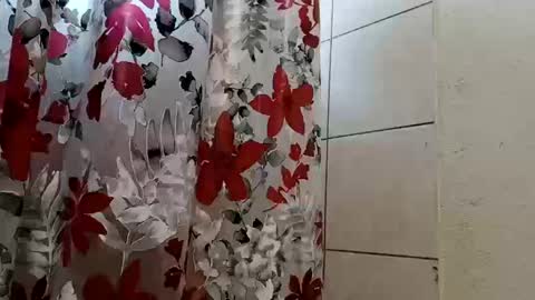 Snapshot of glly555 chatting on October 11, 2025, 5:22 pm glly555 online show from October 11, 2025, 5:22 pm