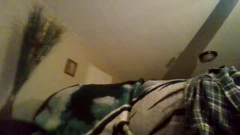 Snapshot of glly555 chatting on October 21, 2025, 1:01 pm glly555 online show from October 21, 2025, 1:01 pm