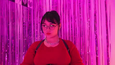 Mimi online show from February 25, 2026, 8:29 pm